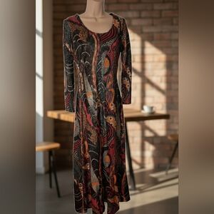 Elegant Long Sleeve Patterned Dress